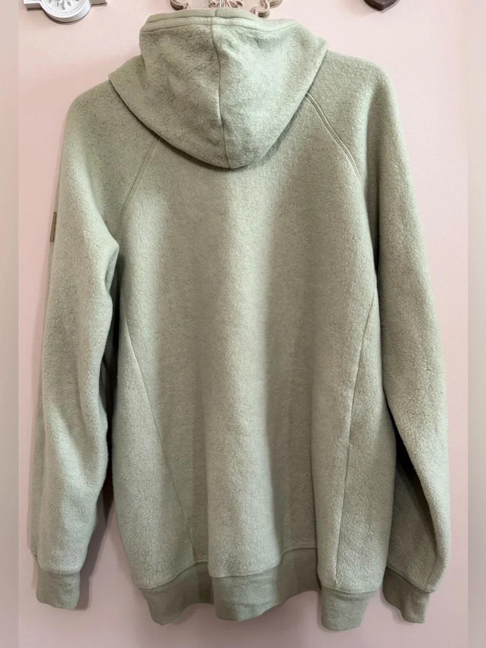 ALO Yoga Sage Green Cowl Neck Pullover Hoodie Sz L